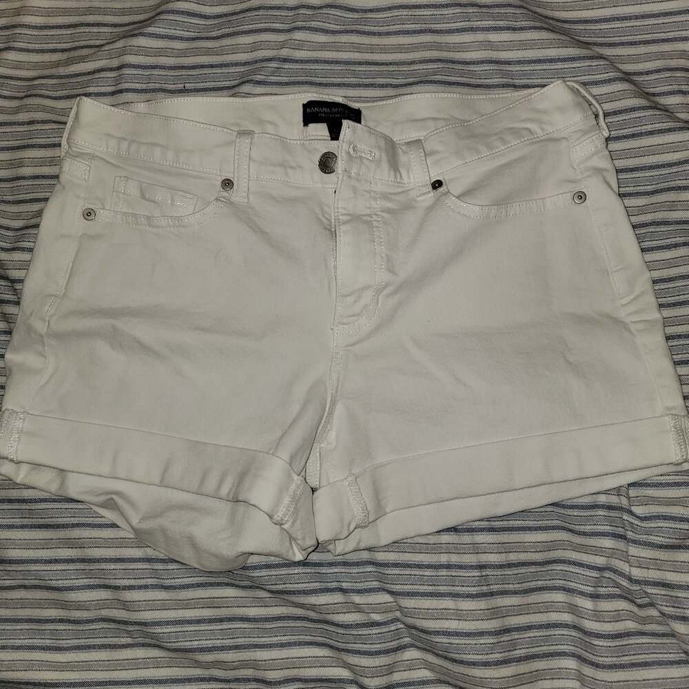 White denim shorts BUNDLE=SAVE! 4 for $30